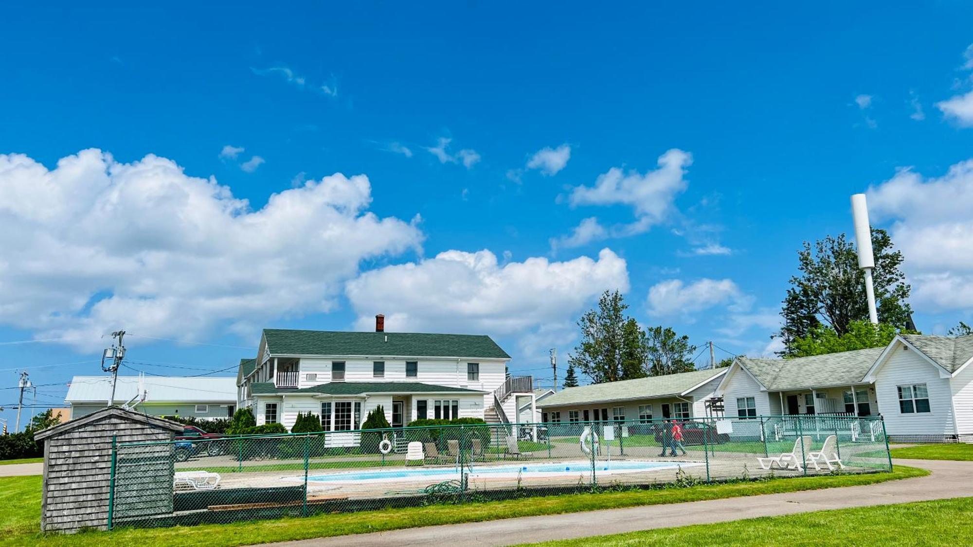 Anne Shirley Motel & Cottages คาเวนดิช ภายนอก รูปภาพ
