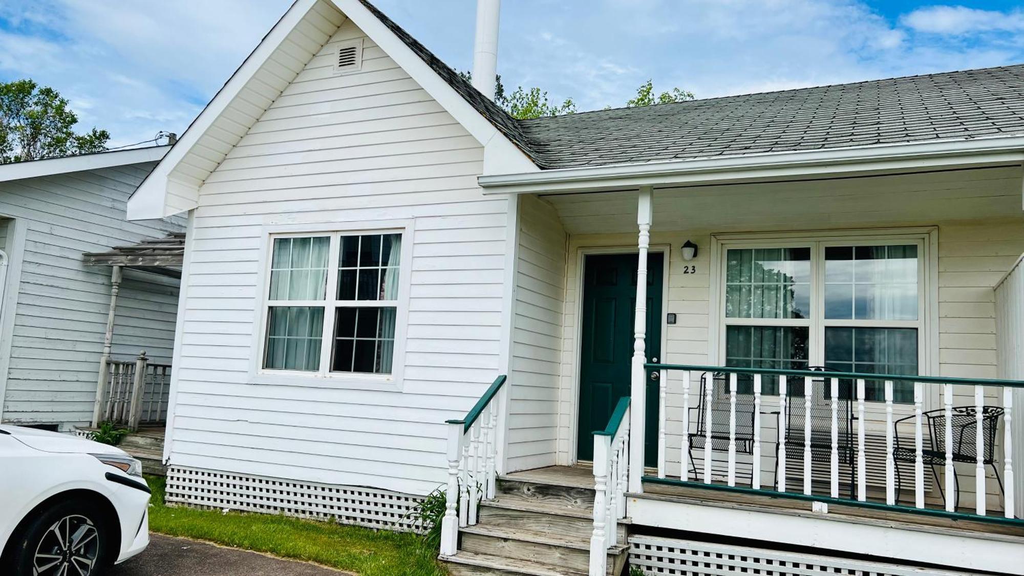 Anne Shirley Motel & Cottages คาเวนดิช ภายนอก รูปภาพ